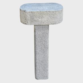 Taburet af granit - til nedgravning