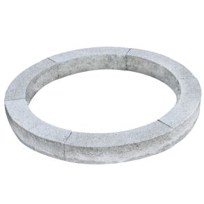 Bedring i lys granit